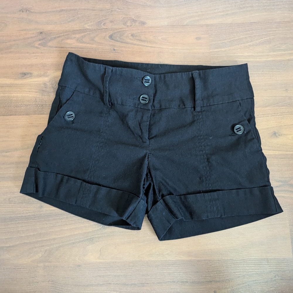 Dynamite Vintage Black Women's Shorts